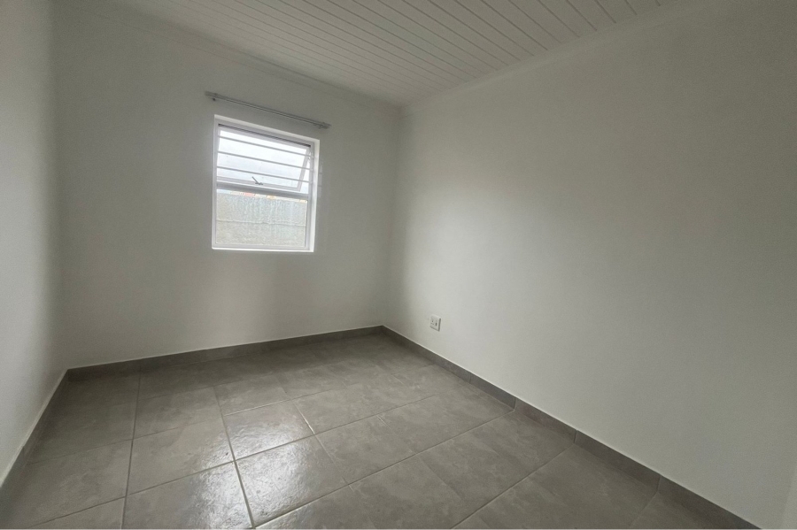 2 Bedroom Property for Sale in Groenheuwel Western Cape